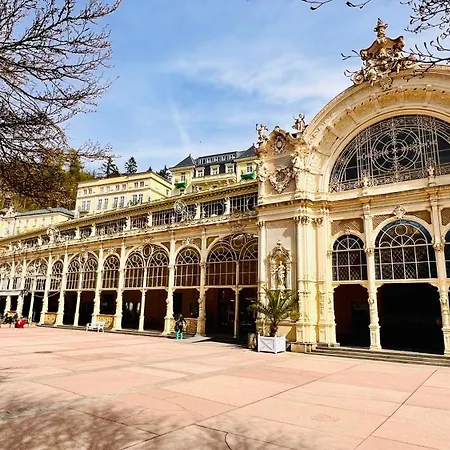 Kolonada 60 Square Meters 2 In Location Direct At Famous Colonnade And Singing Fountain *